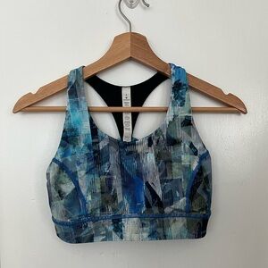 NWOT lululemon High Impact Sports Bra